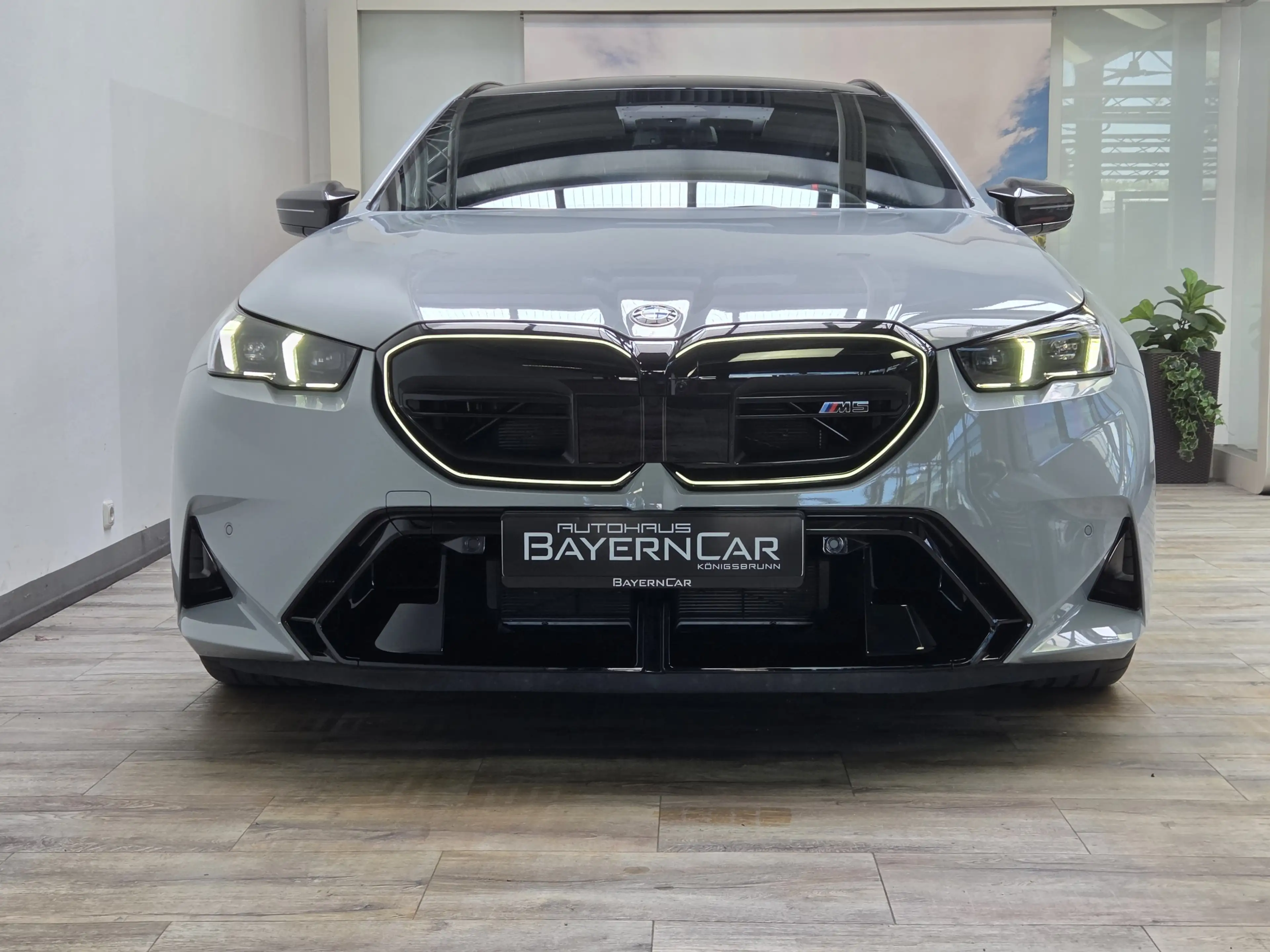 BMW M5 To. AHK Sitzlüftung B&W ACC 360° Driver — photo 8