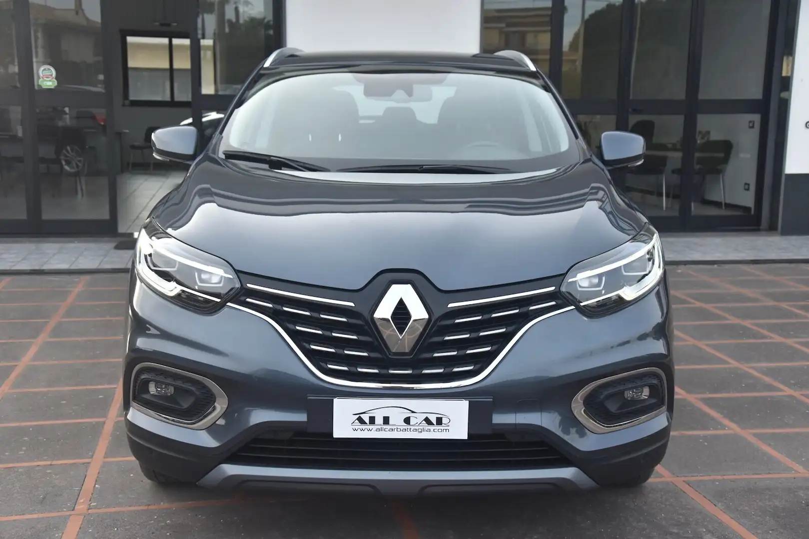Renault Kadjar TCe 140CV FAP Intens Grijs - 2
