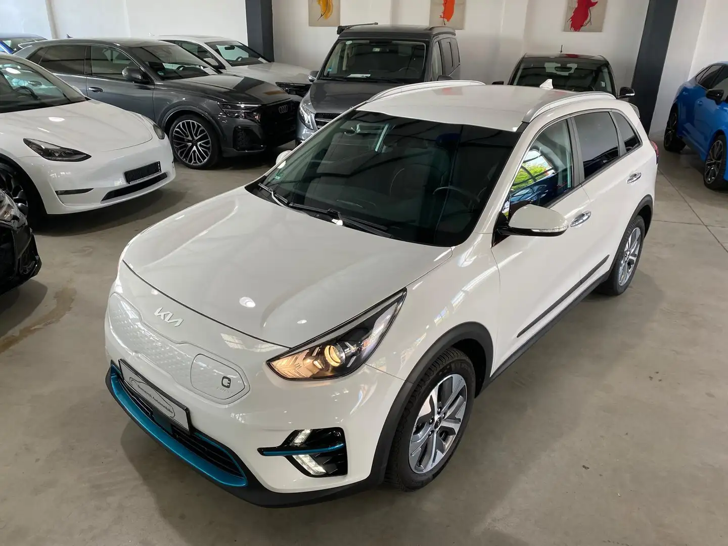 Kia e-Niro Vision/On-Board-Lader/Navi/RFK/1.Hd/U-Frei Blanc - 2