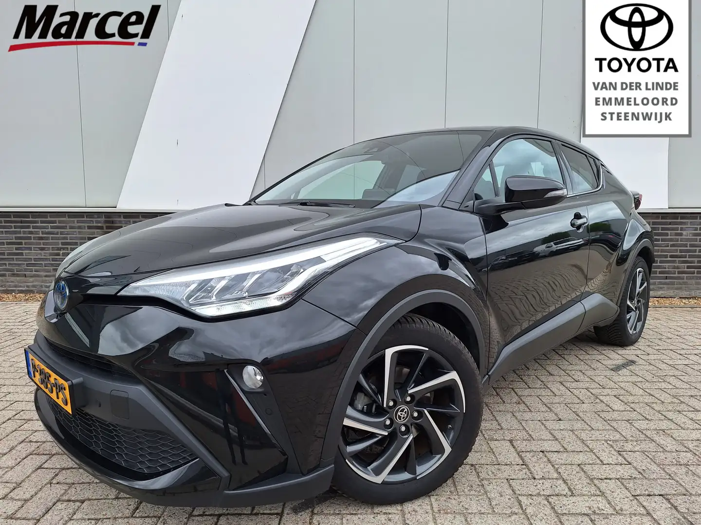 Toyota C-HR 1.8 Hybrid Dynamic | Apple Carplay - Android Auto Zwart - 1