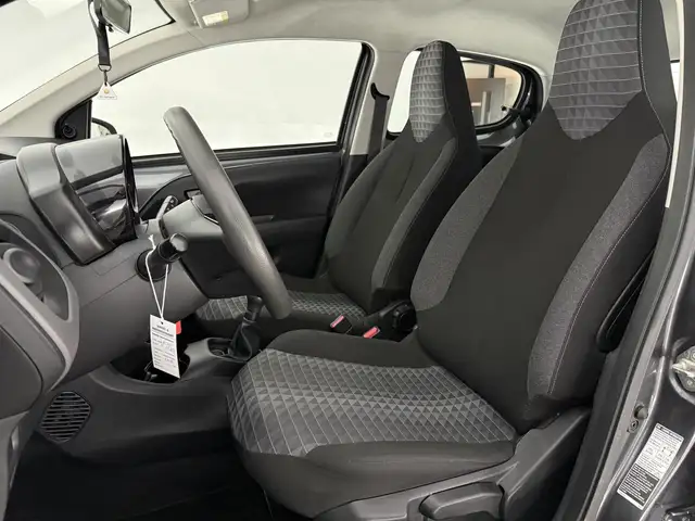 Peugeot 108 view 15