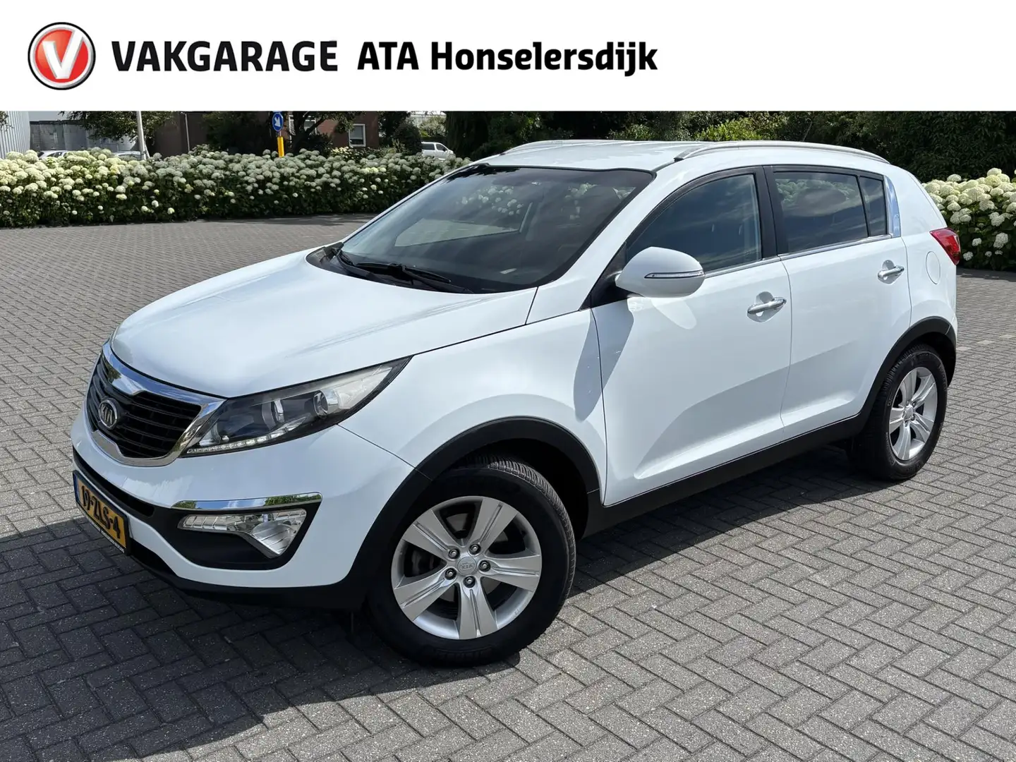 Kia Sportage 2.0 Plus Pack | Automaat | Cruise control | Climat Bianco - 1