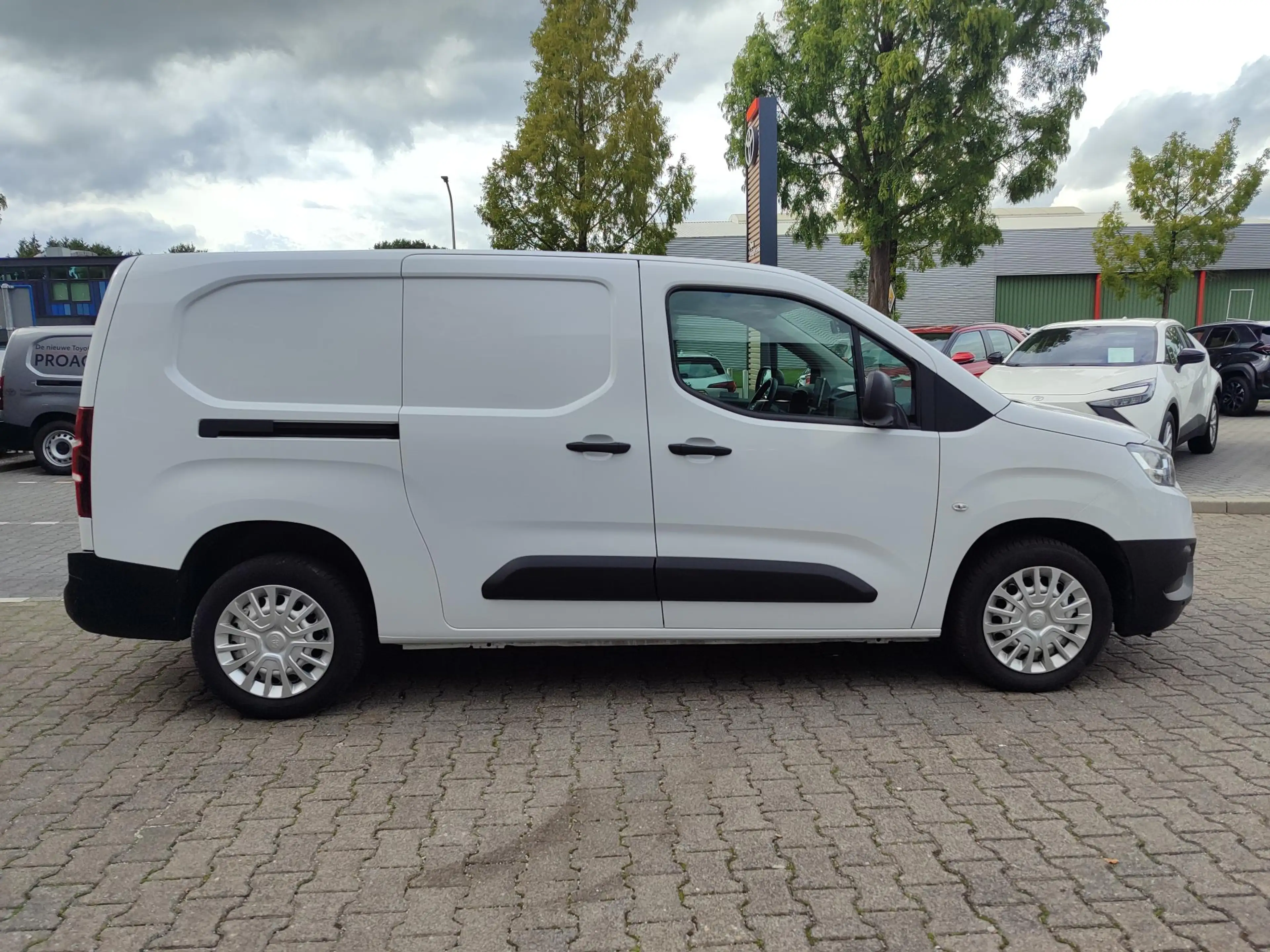 Toyota Proace City 1.5 D-4D COOL L2 3-PERS AIRCO CRUISE BETIMMERD P-S — photo 7