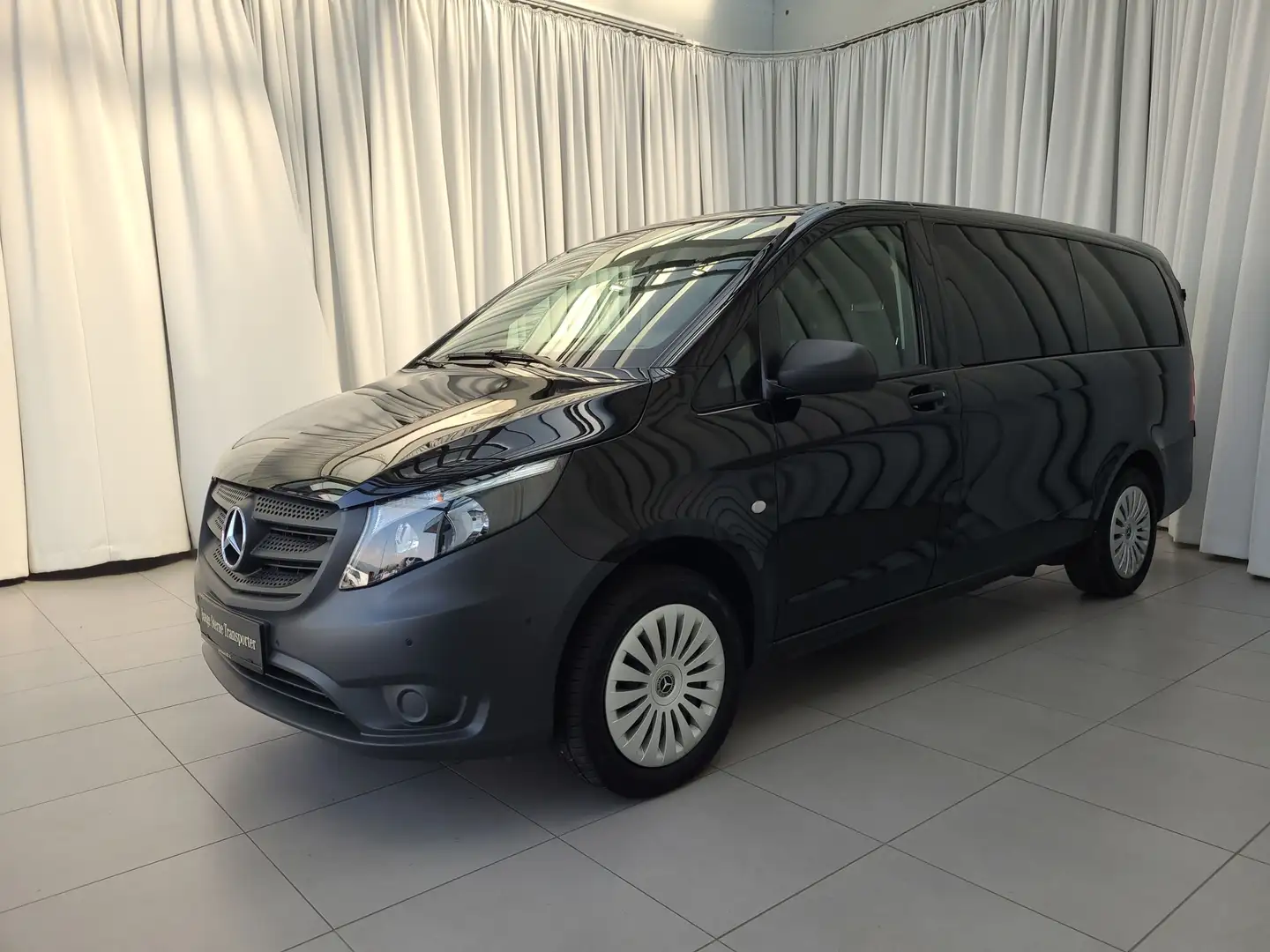 Mercedes-Benz Vito 116 CDI Tourer PRO Lang PDC KAM Negro - 2