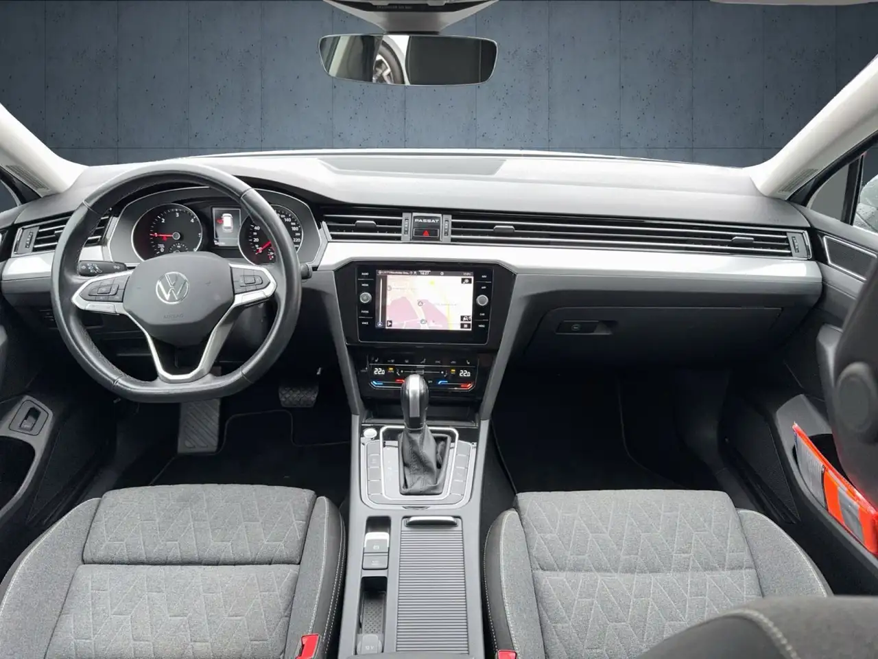 Volkswagen Passat Business 2.0 TDI DSG Nav/Kam/ACC/, миниатюра 11