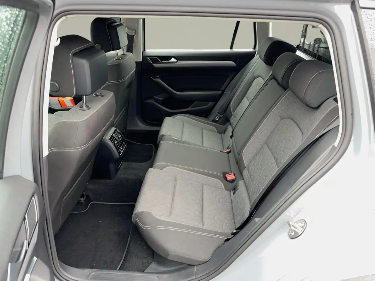 Volkswagen Passat Business 2.0 TDI DSG Nav/Kam/ACC/, миниатюра 12