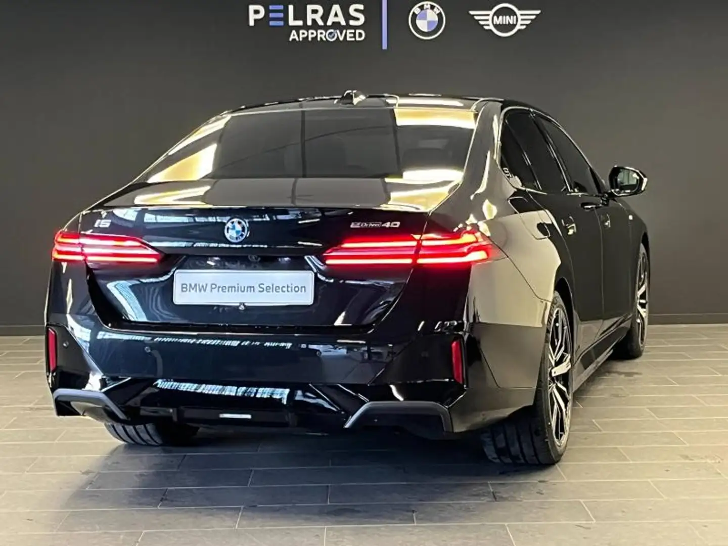 BMW i5 i5 340ch M Sport Edition eDrive40 Schwarz - 2