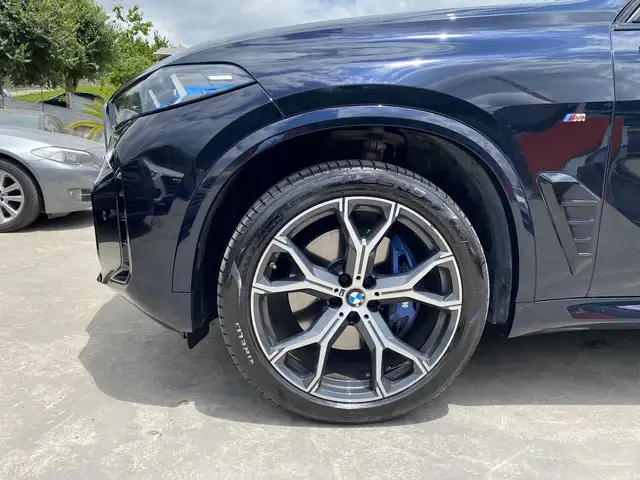 BMW X5 X5 view 4