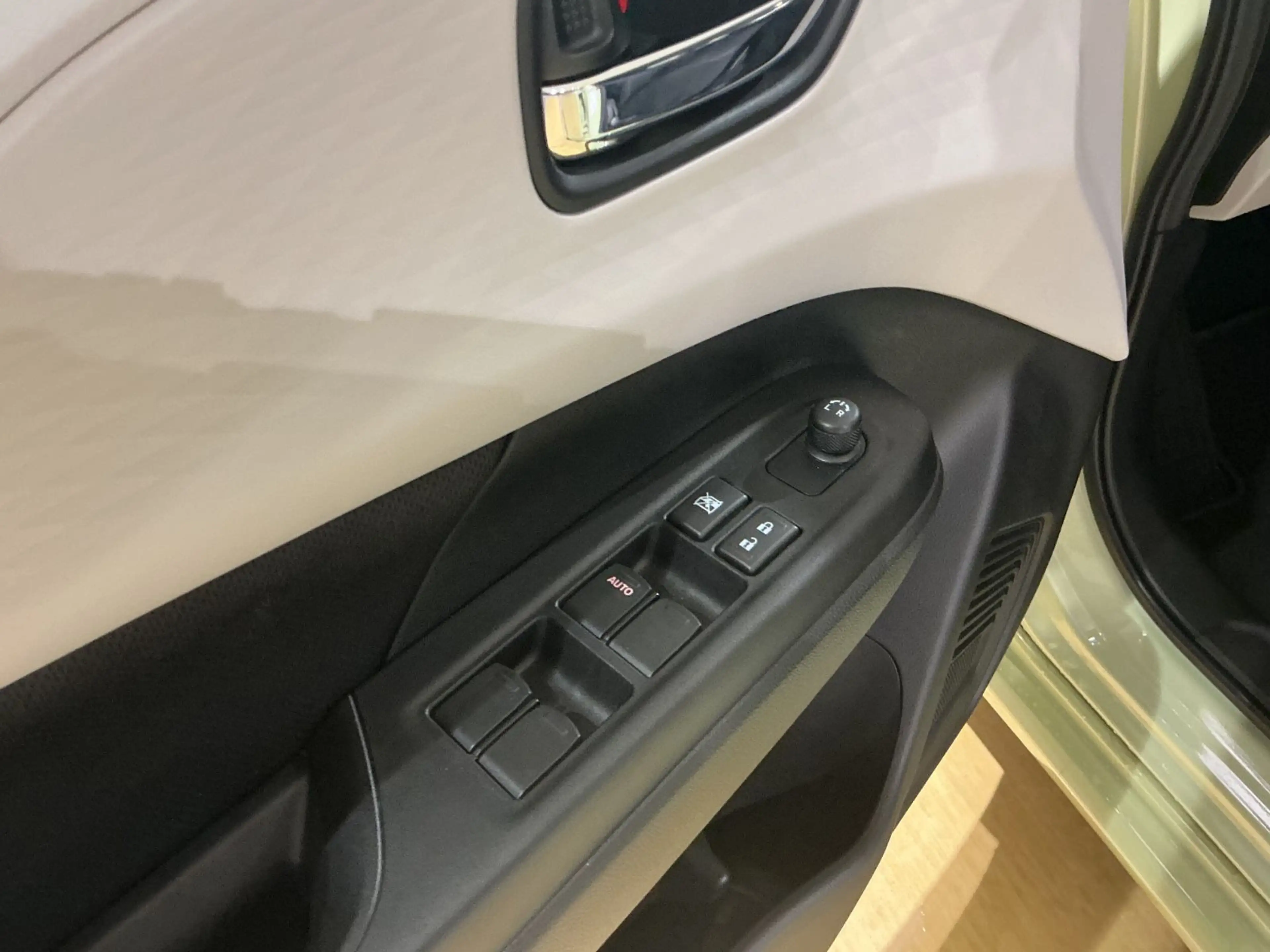 Suzuki Swift Club*LED*Klima*ACC*Spurhalte* — photo 13