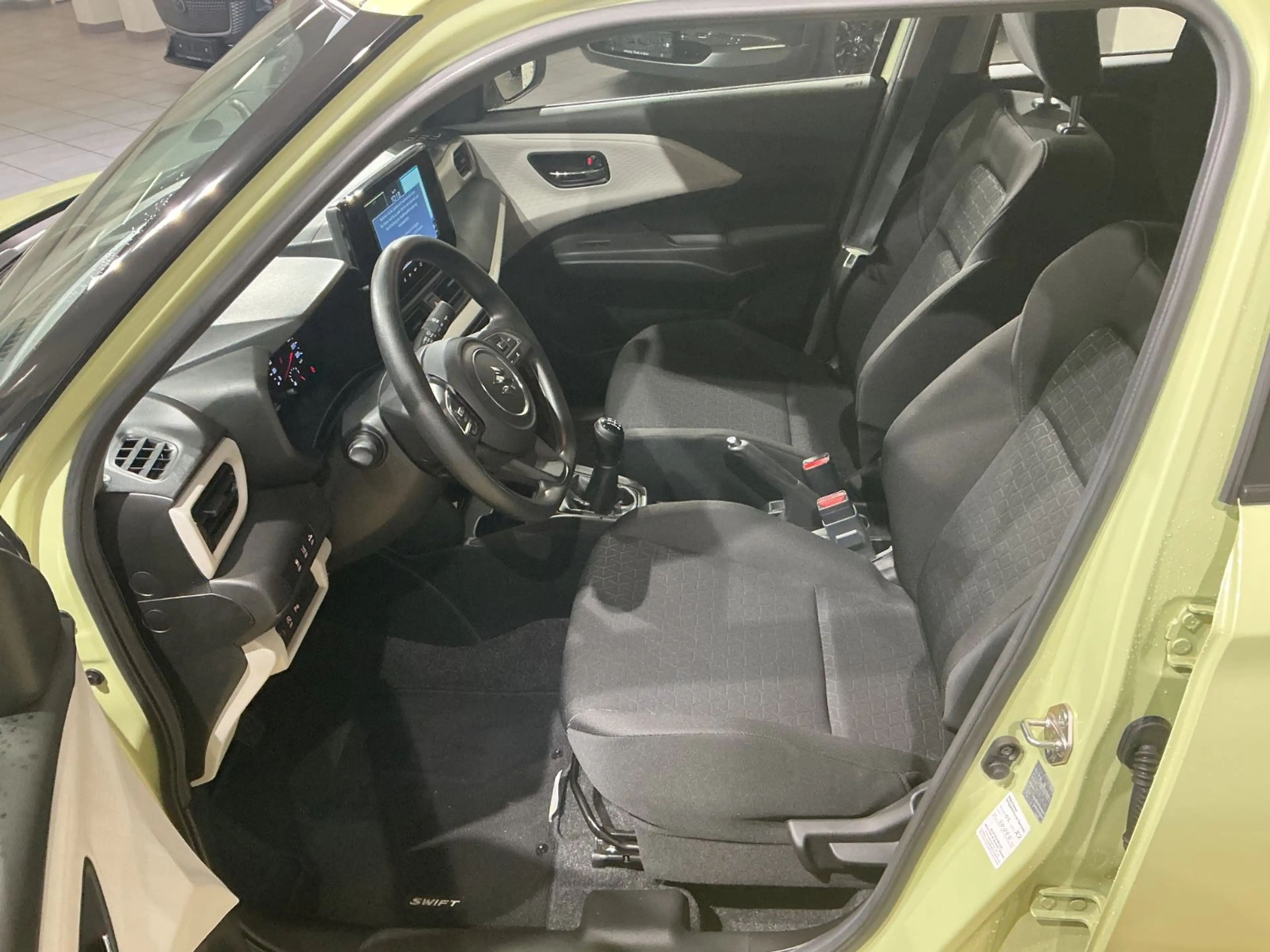 Suzuki Swift Club*LED*Klima*ACC*Spurhalte* — photo 10