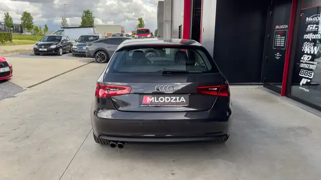 Audi A3 view 5