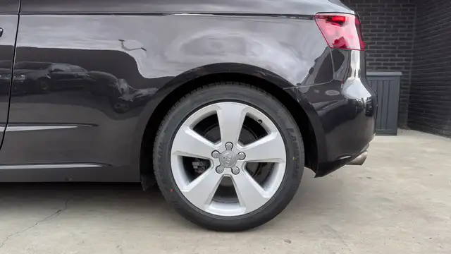 Audi A3 view 7