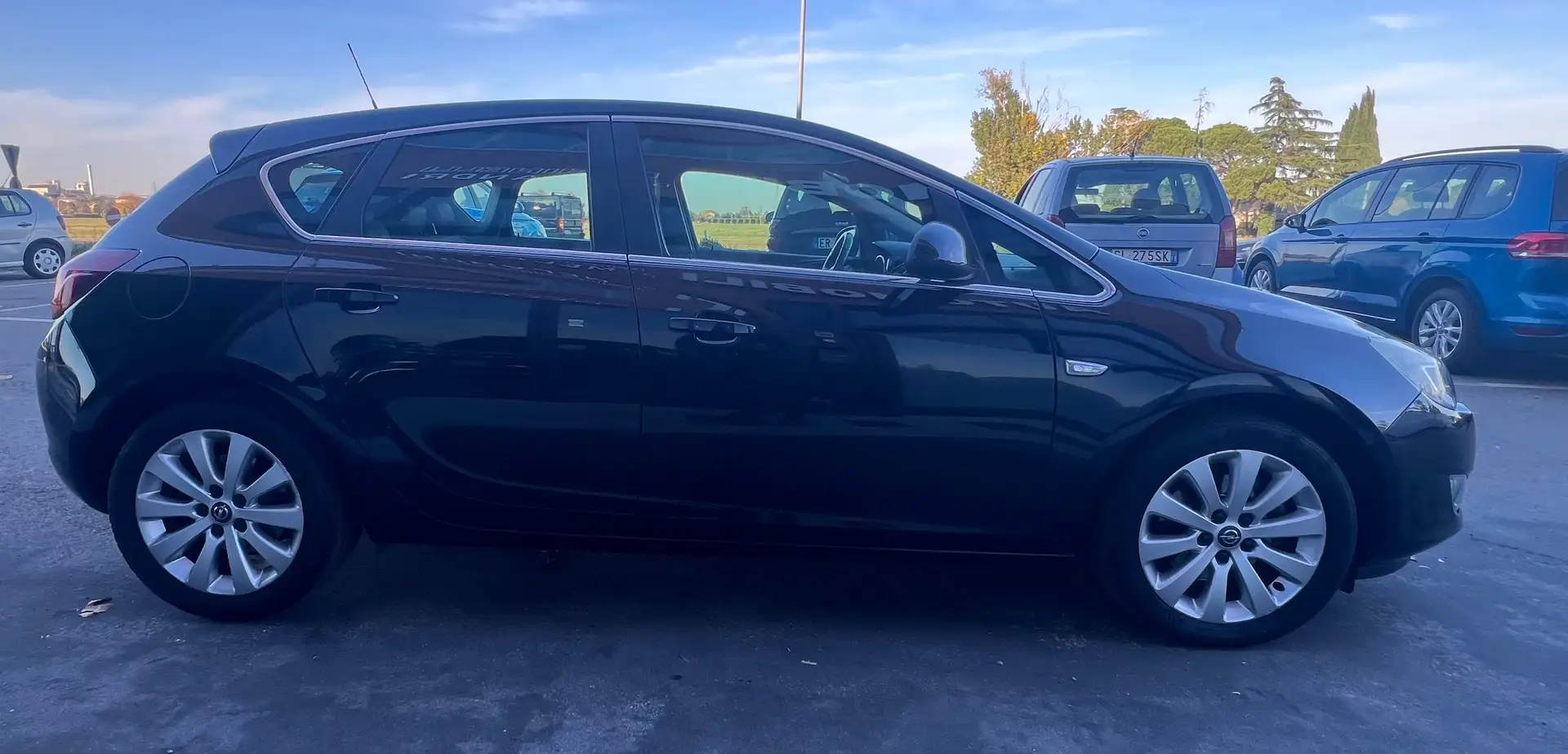 Opel Astra Astra  5p 1.7 cdti Cosmo 110cv Nero - 2