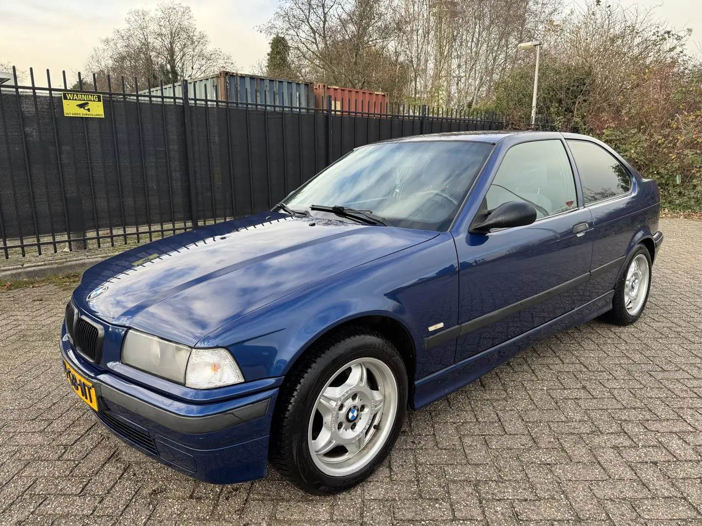 BMW 316 3-serie Compact 316i Automaat Executive Airco/CV/L Blauw - 1