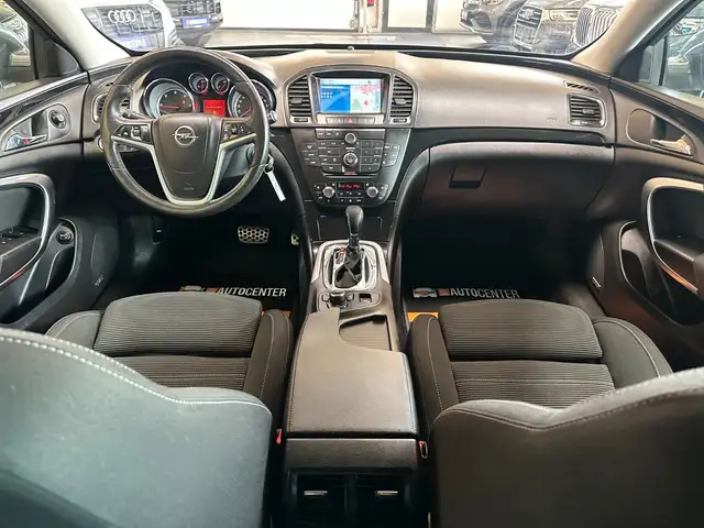 Opel Insignia view 6