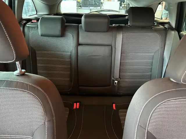Opel Insignia view 11