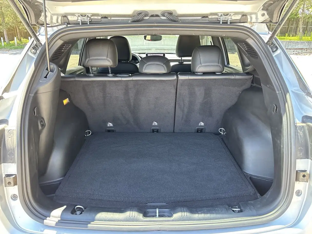 Jeep Compass photo Jeep Compass
