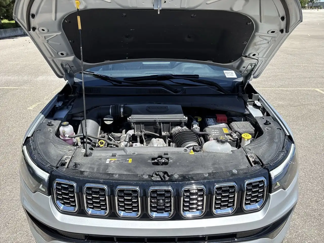 Jeep Compass photo Jeep Compass