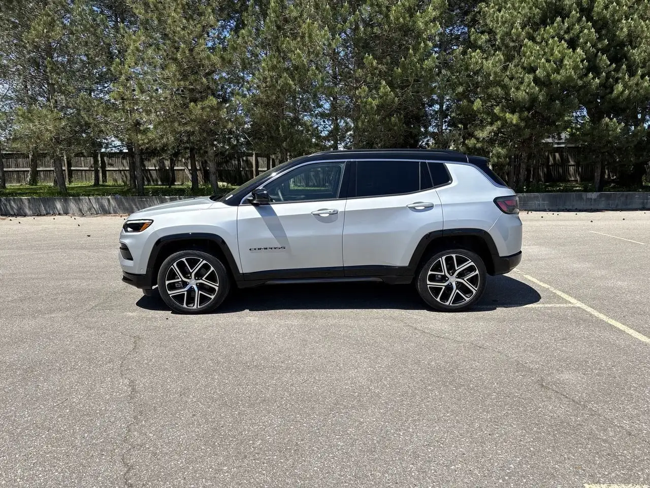 Jeep Compass photo Jeep Compass