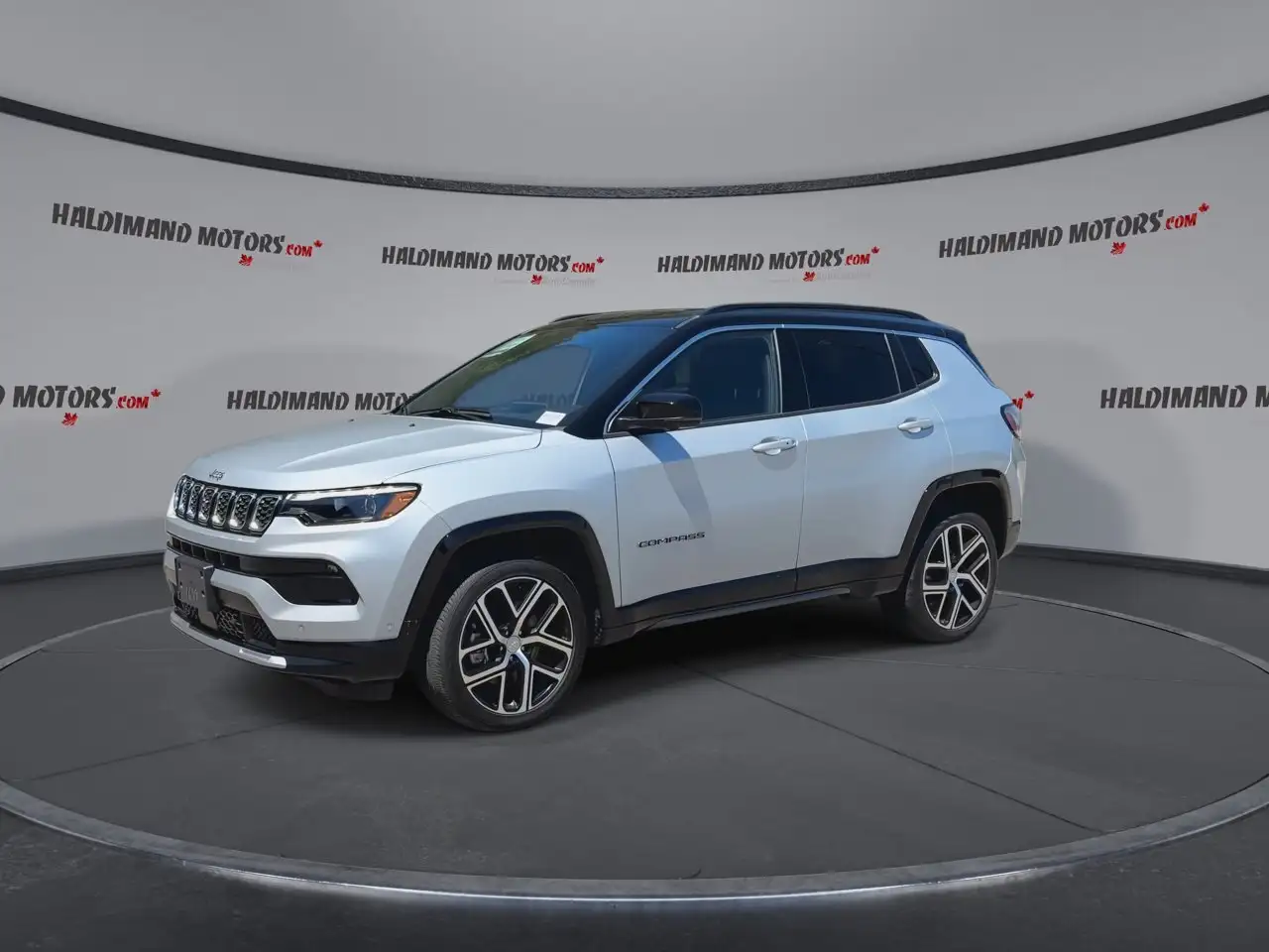 Jeep Compass photo Jeep Compass