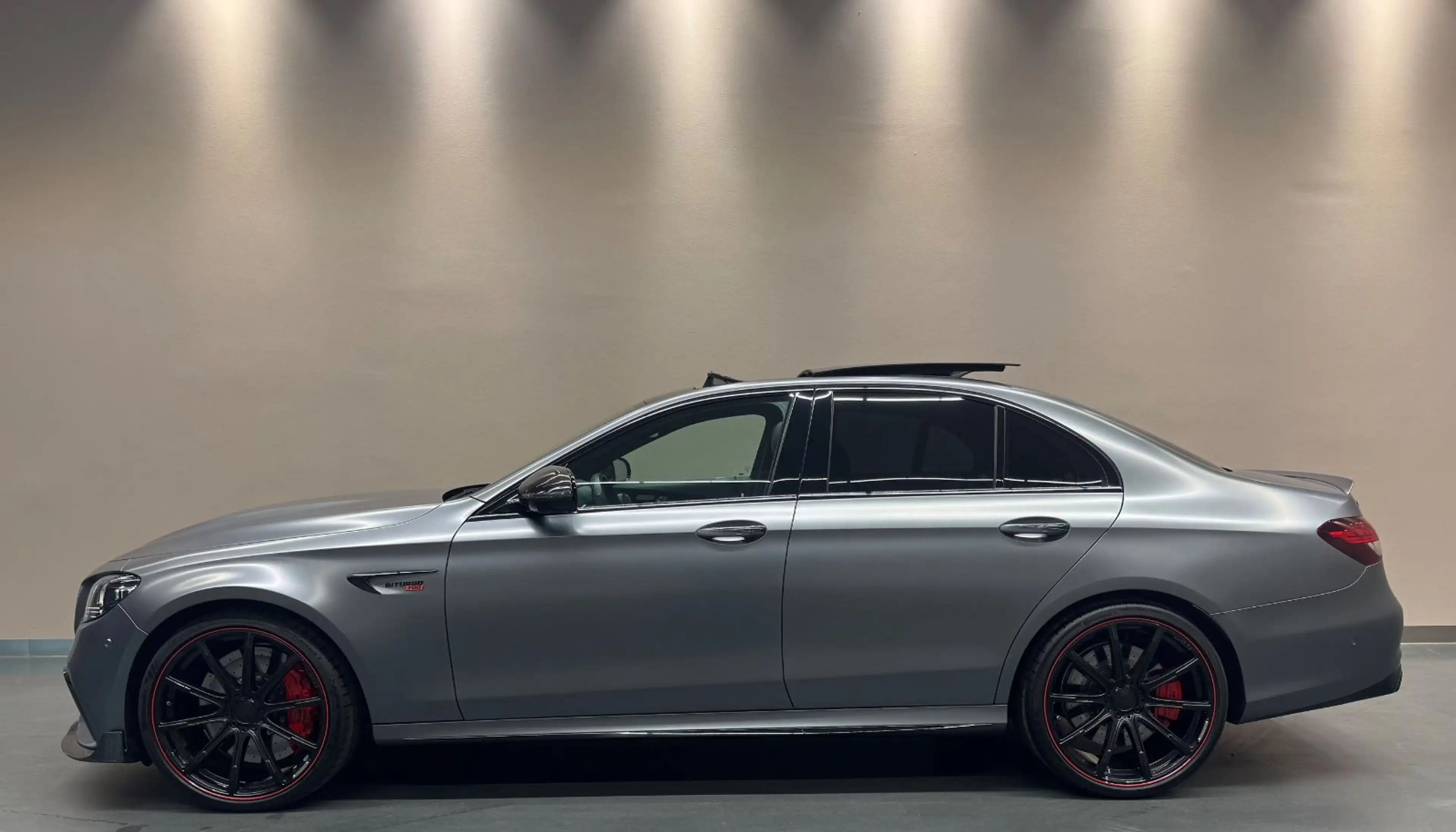 Mercedes-Benz E 63 AMG E63 S AMG 4M+**BRABUS B700**MAGNO**BURM 3D** — photo 3