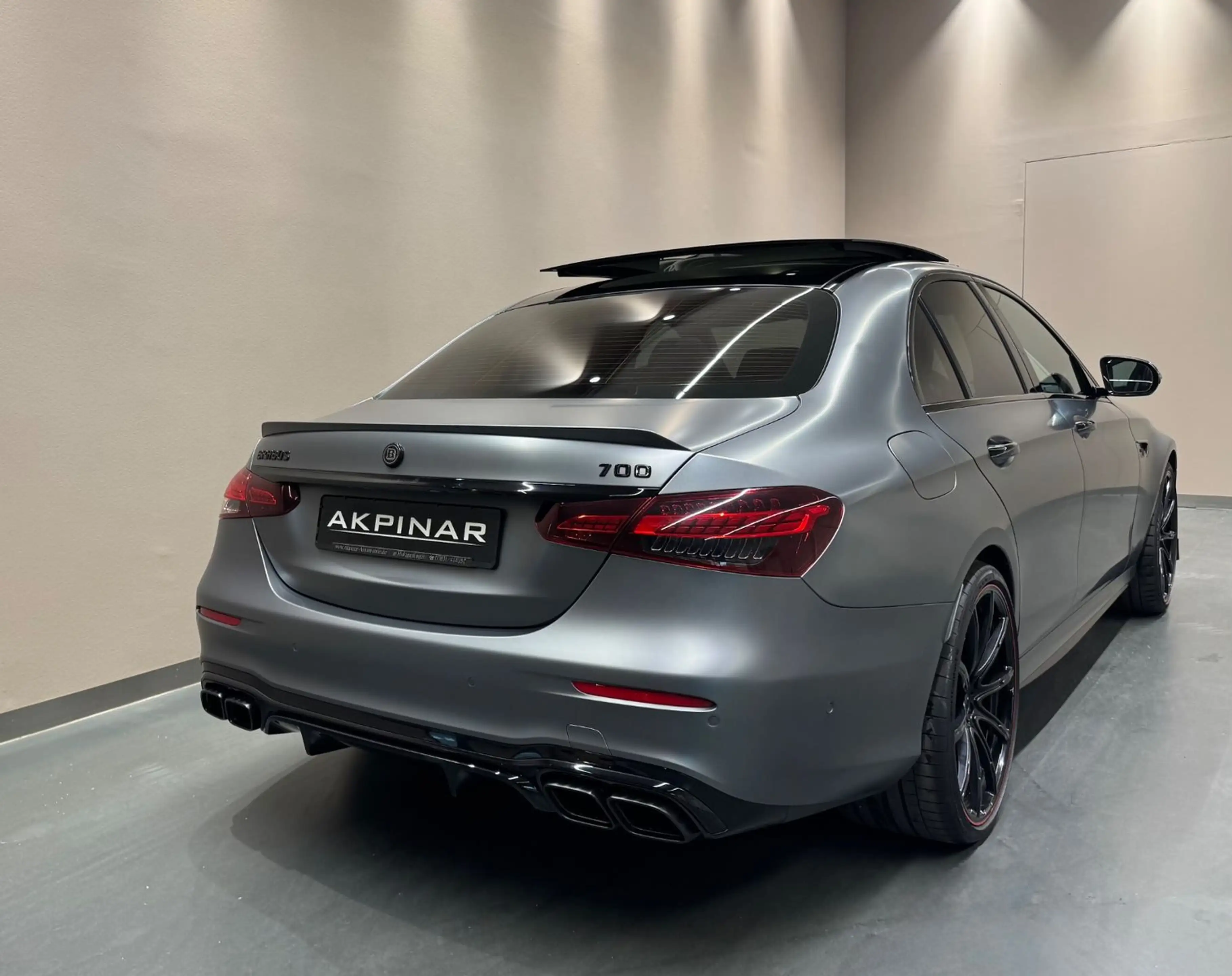 Mercedes-Benz E 63 AMG E63 S AMG 4M+**BRABUS B700**MAGNO**BURM 3D** — photo 6