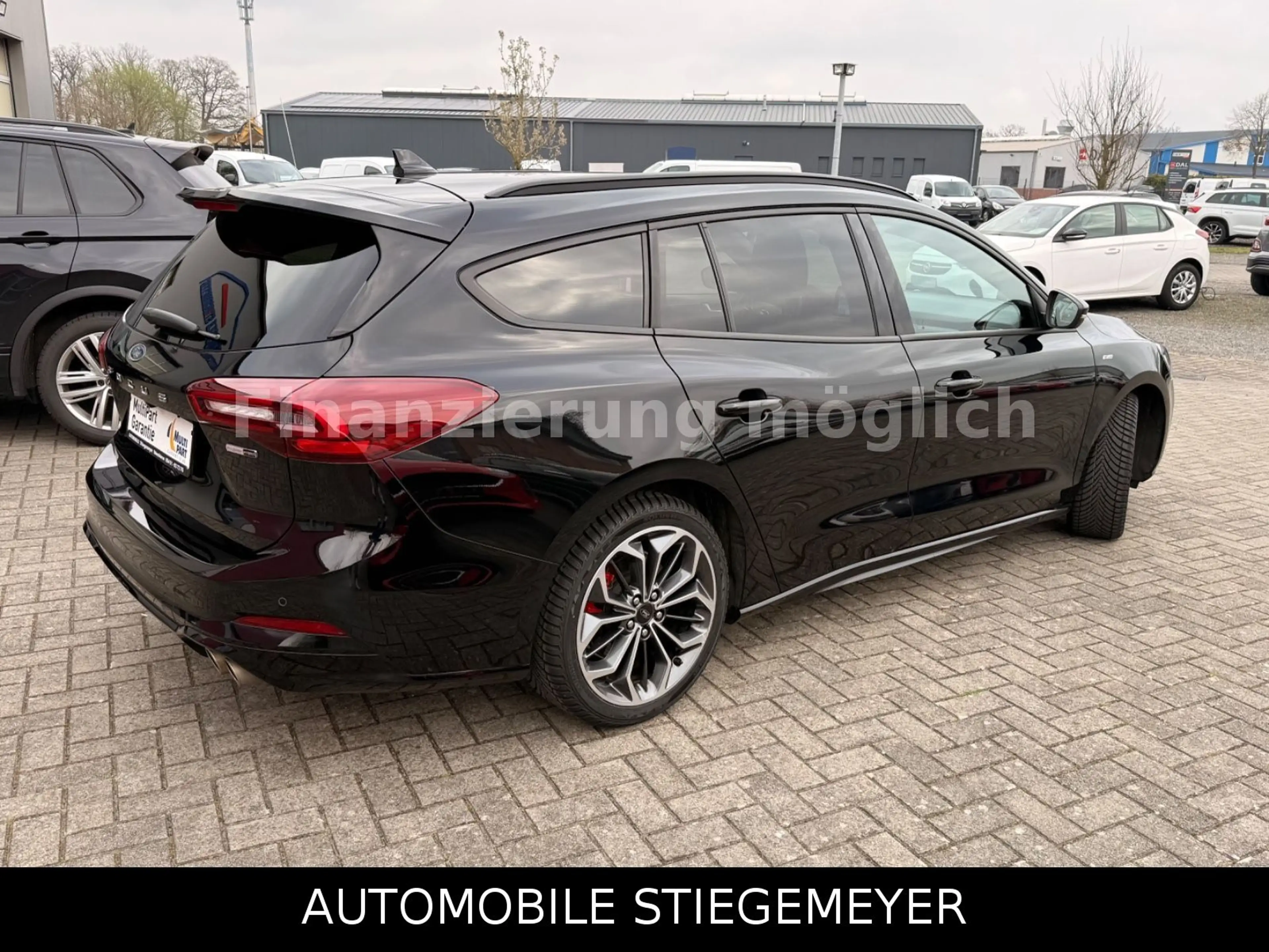 Ford Focus Turnier ST-Line Style — photo 10