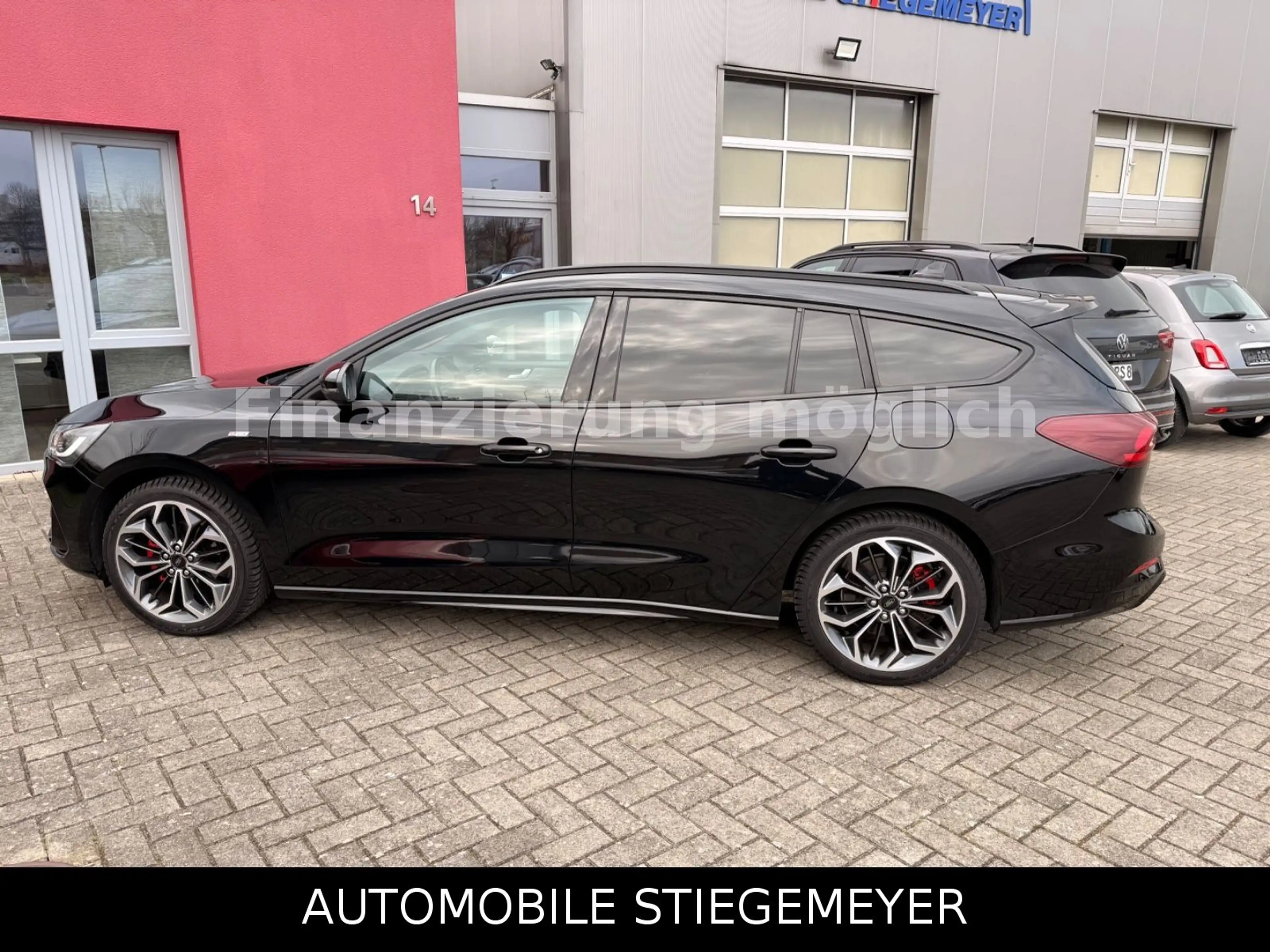 Ford Focus Turnier ST-Line Style — photo 15