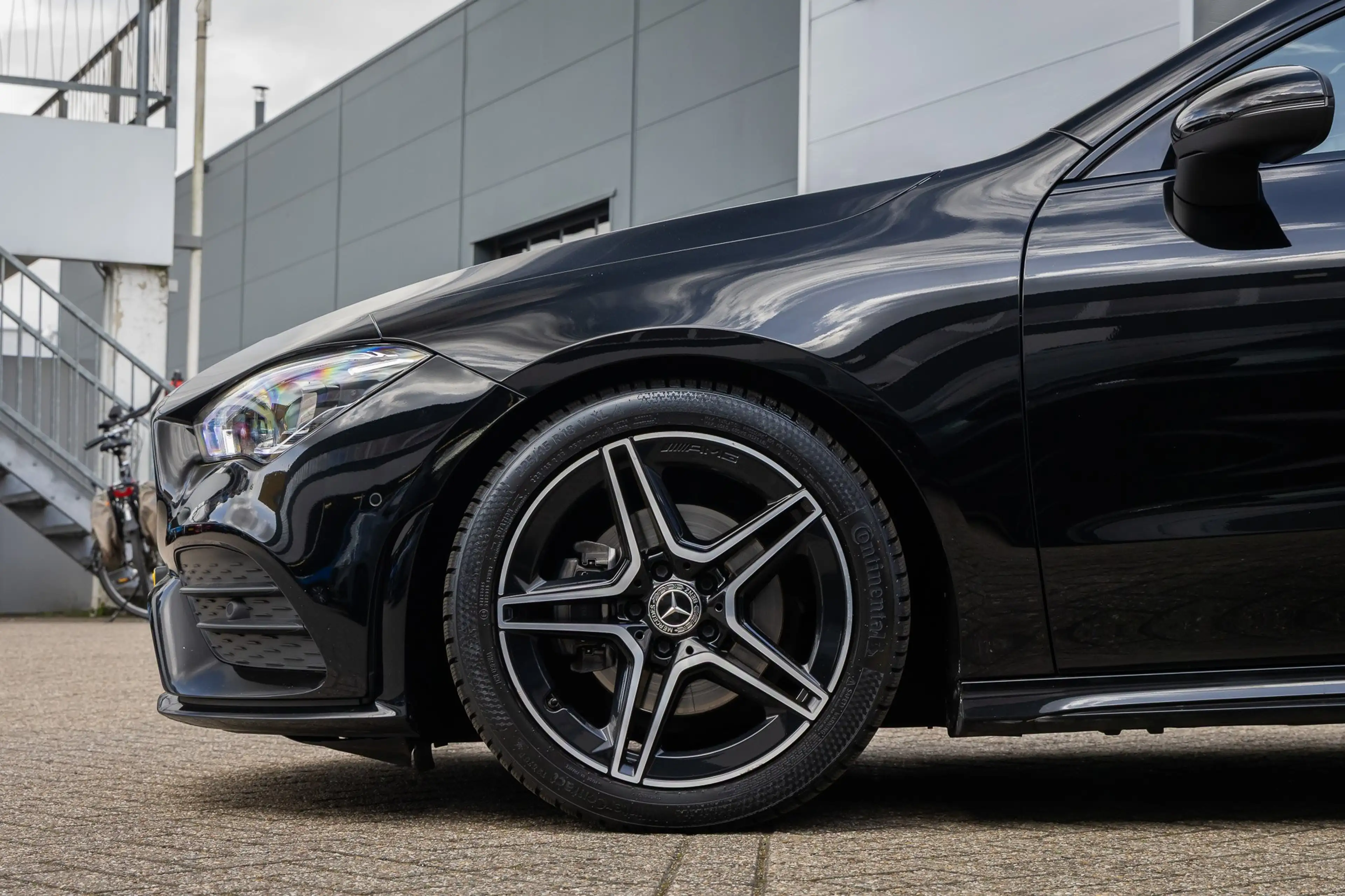 Mercedes-Benz CLA 180 Shooting Brake Business Solution AMG | Panoramadak — photo 6