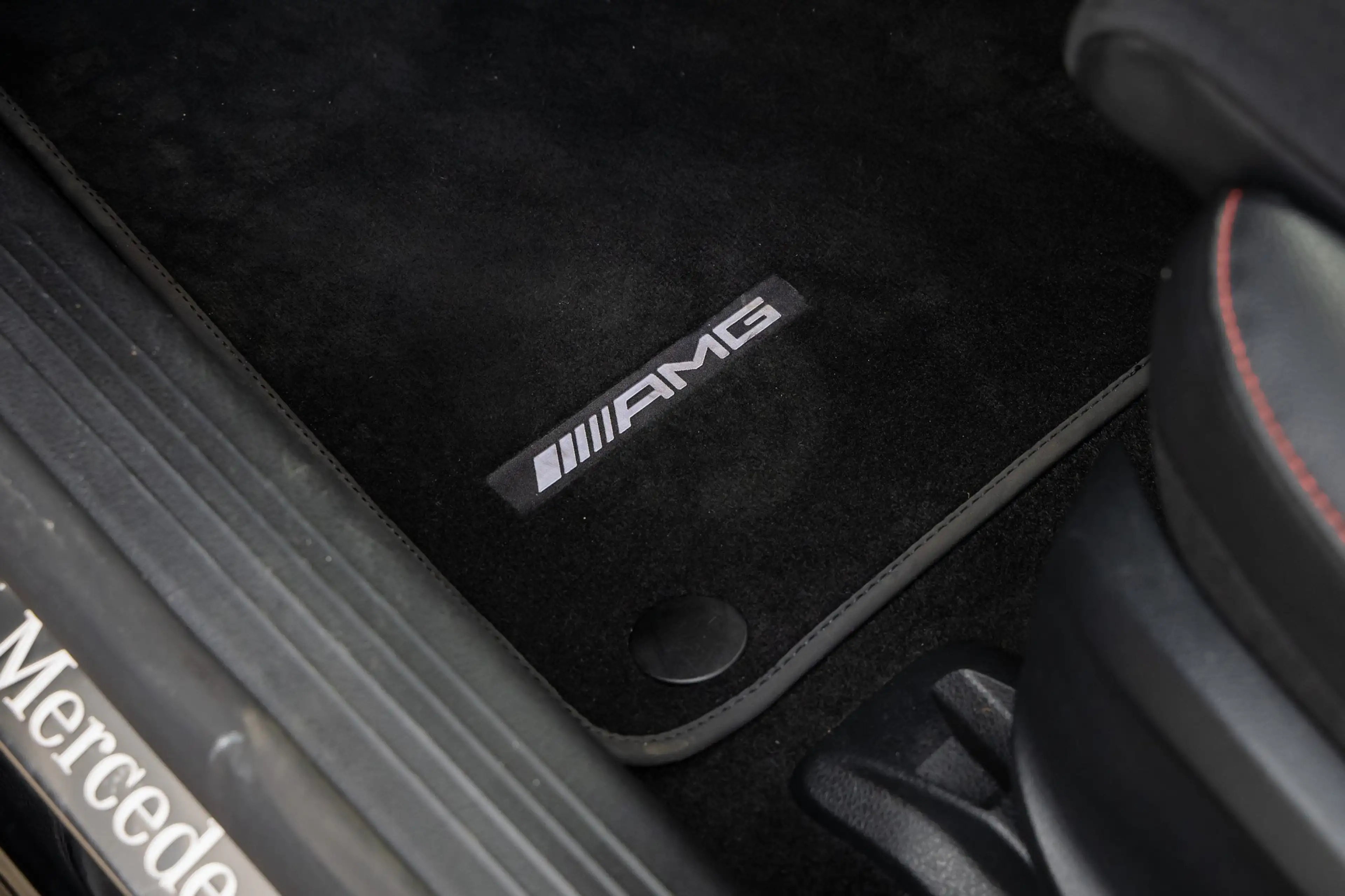 Mercedes-Benz CLA 180 Shooting Brake Business Solution AMG | Panoramadak — photo 24