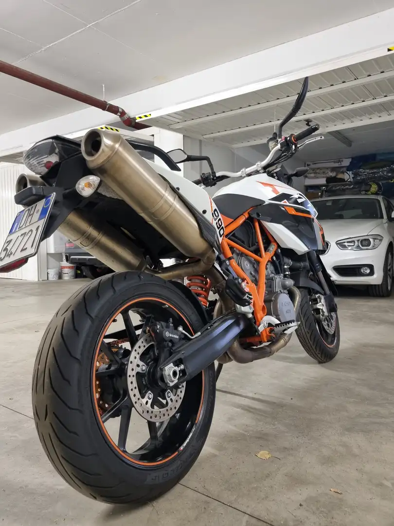 KTM 990 Supermoto Bianco - 2