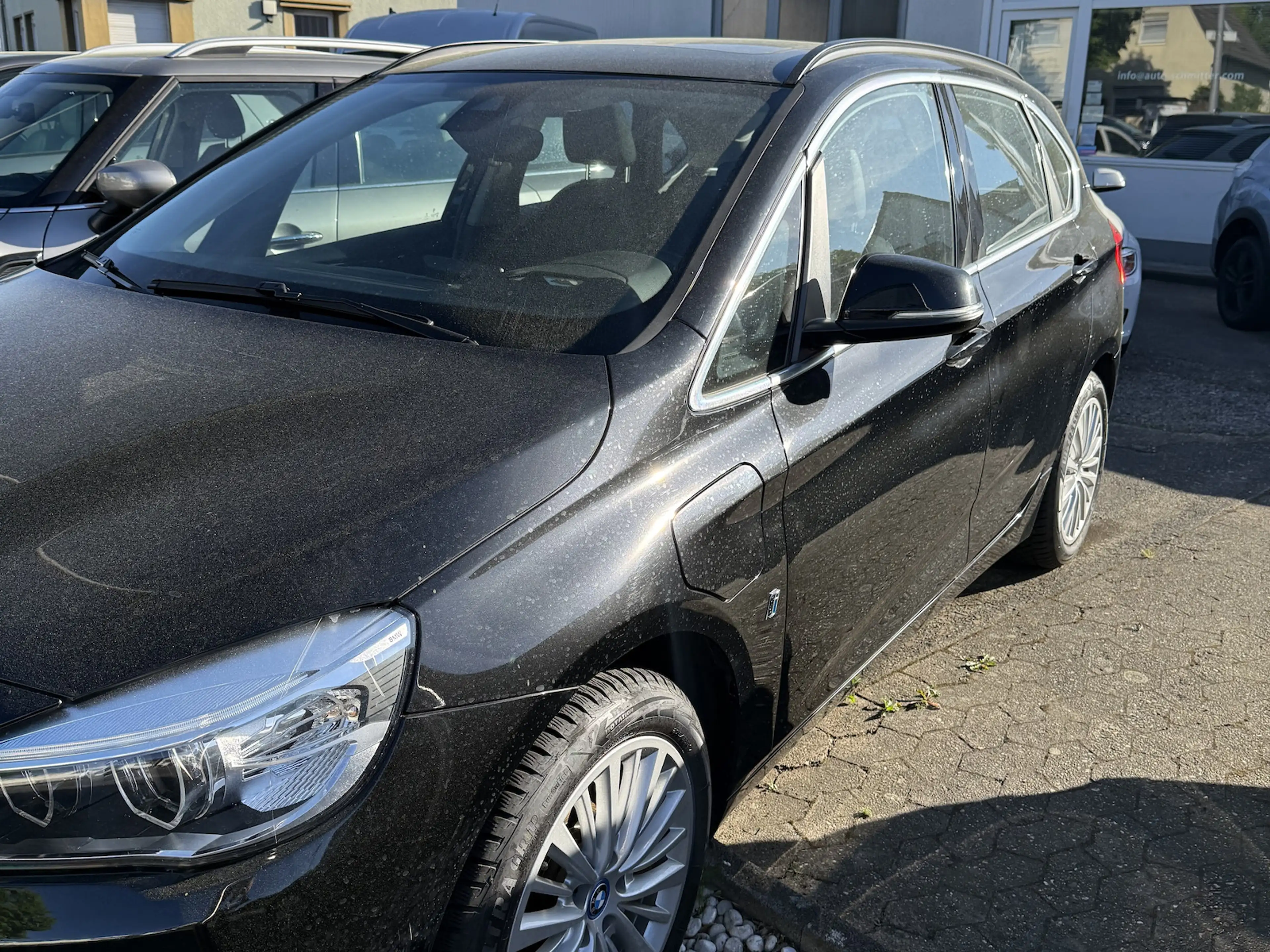 BMW 225 225 xe Luxury Line — photo 3