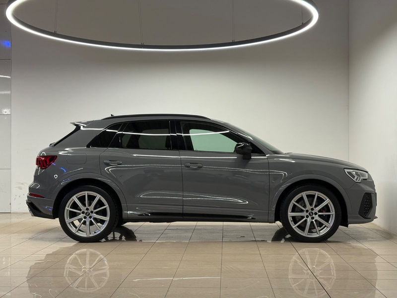 Audi RS Q3 2.5 TFSI quattro 8 Fach VirtualCockpit LED — photo 13