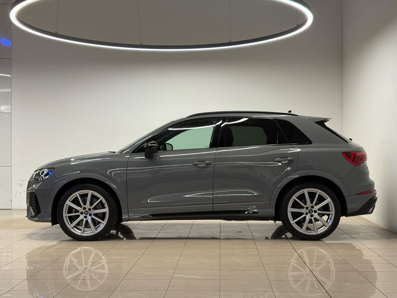 Audi RS Q3 2.5 TFSI quattro 8 Fach VirtualCockpit LED — photo 12