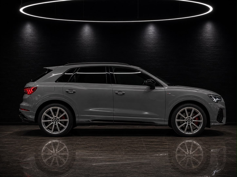 Audi RS Q3 2.5 TFSI quattro 8 Fach VirtualCockpit LED — photo 6