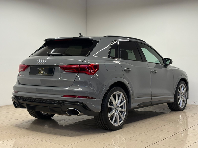 Audi RS Q3 2.5 TFSI quattro 8 Fach VirtualCockpit LED — photo 15