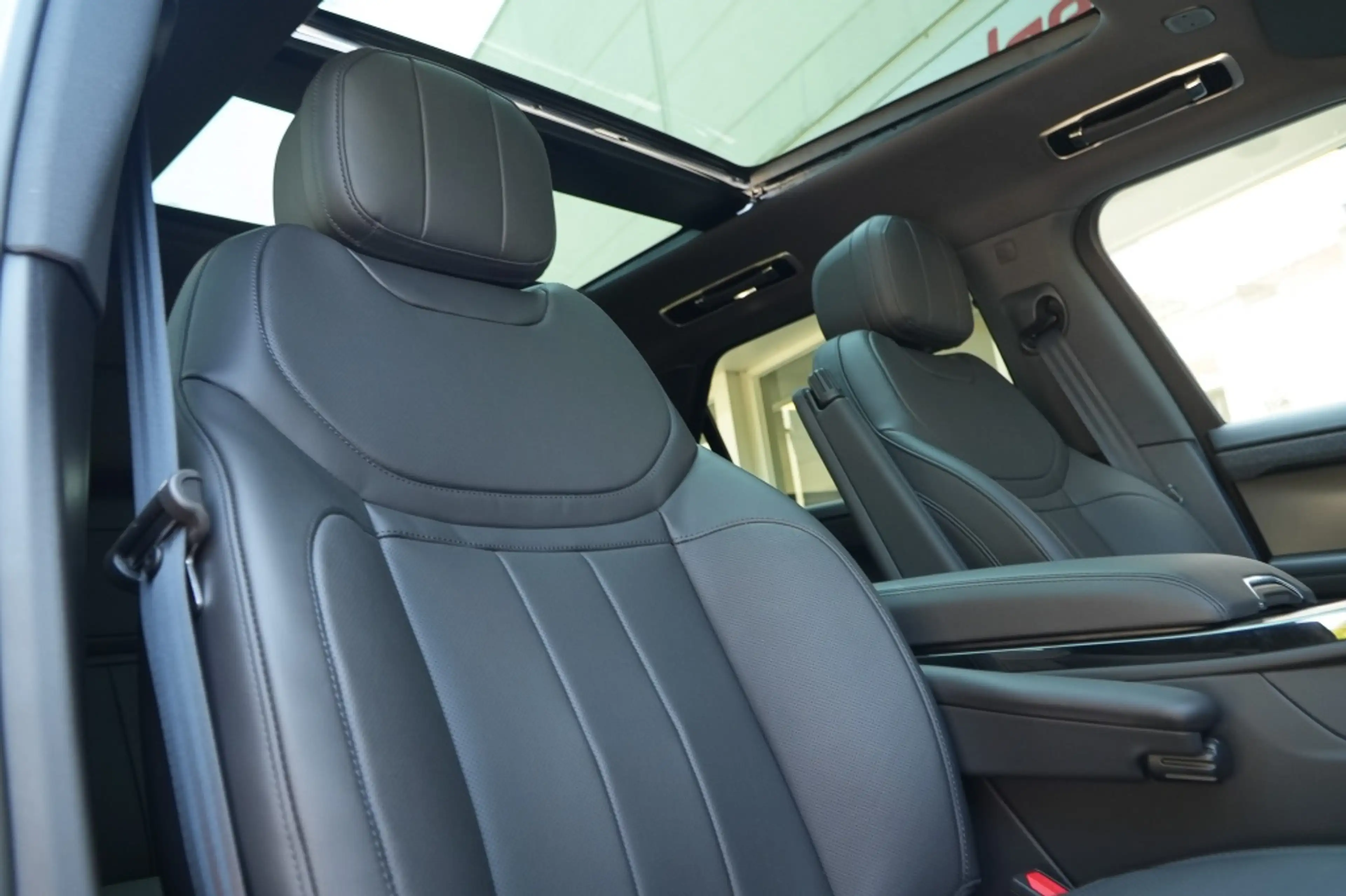 Land Rover Range Rover Sport P460e Dynamic SE PHEV I Pano I Black Pack I 5 jaar — photo 16