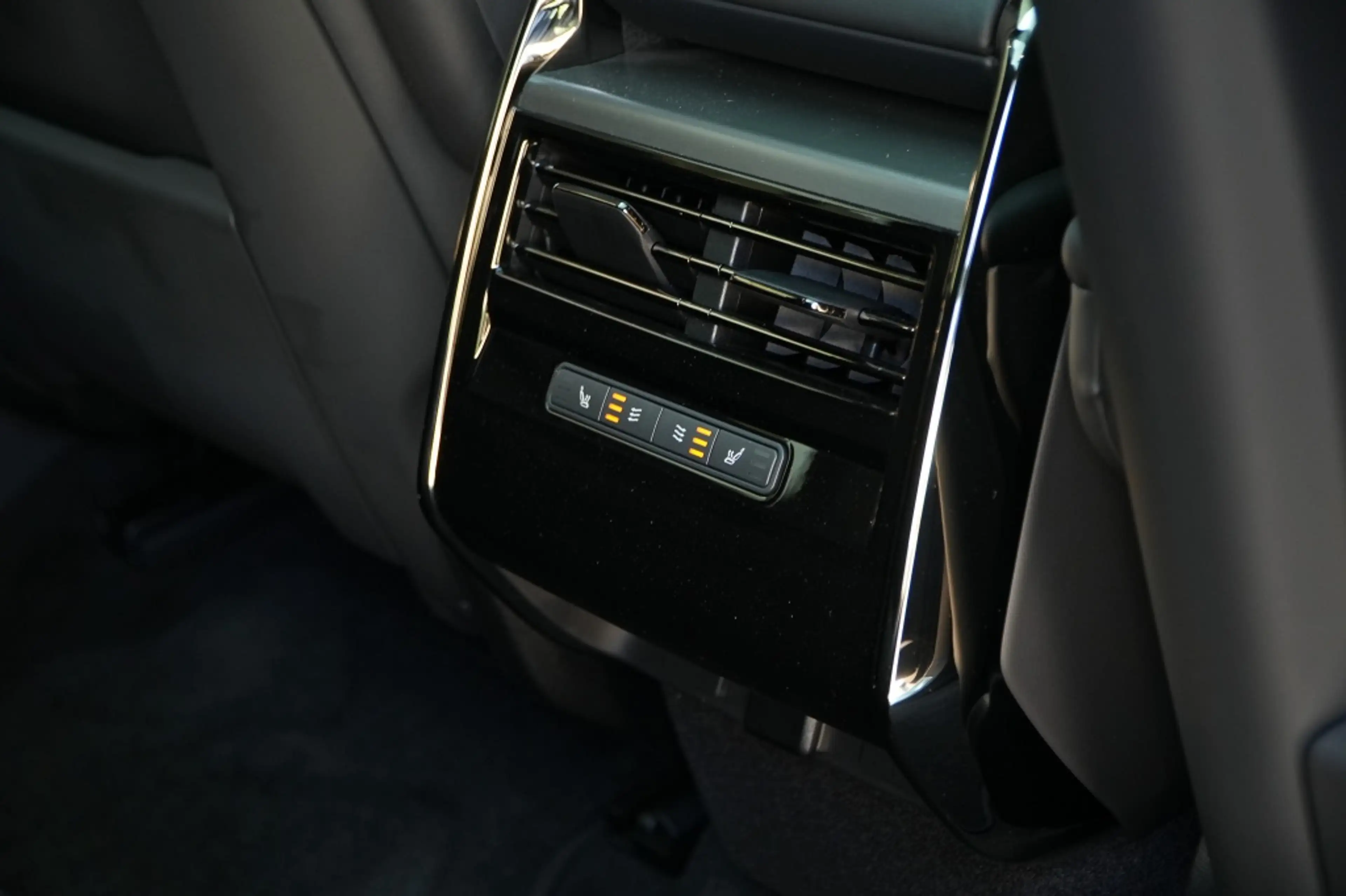 Land Rover Range Rover Sport P460e Dynamic SE PHEV I Pano I Black Pack I 5 jaar — photo 23