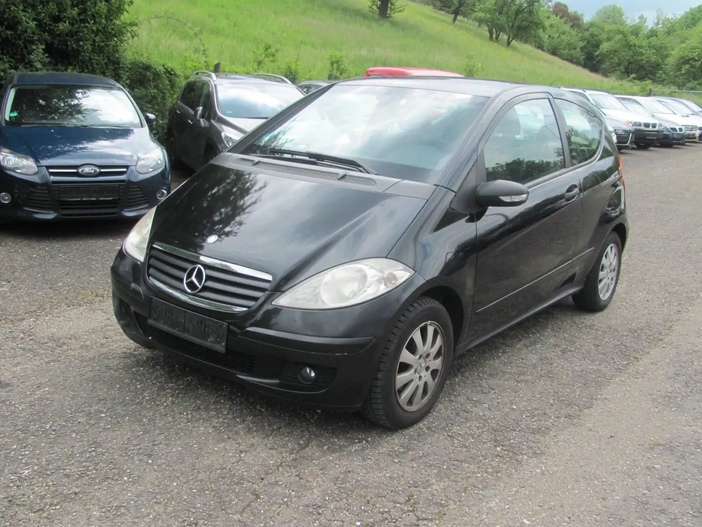 Mercedes-Benz A 150 Alu/Klima/SHZ TÜV/HU 04/2026 Schwarz - 1