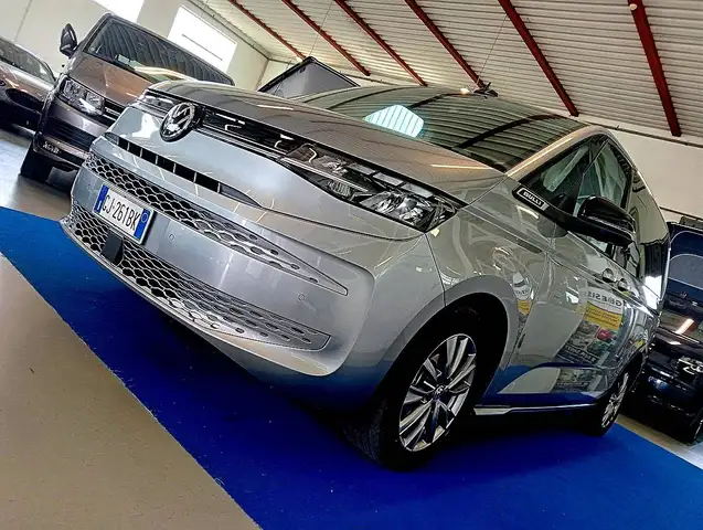 Volkswagen T7 Multivan 1.4 TSI eHYBRID PHEV 218cv LIFE DSG 7POSTI
