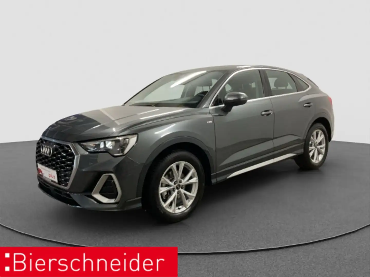 Audi Q3 35 TFSI S-Line AHK ACC CAM NAVI SHZ Grijs - 1