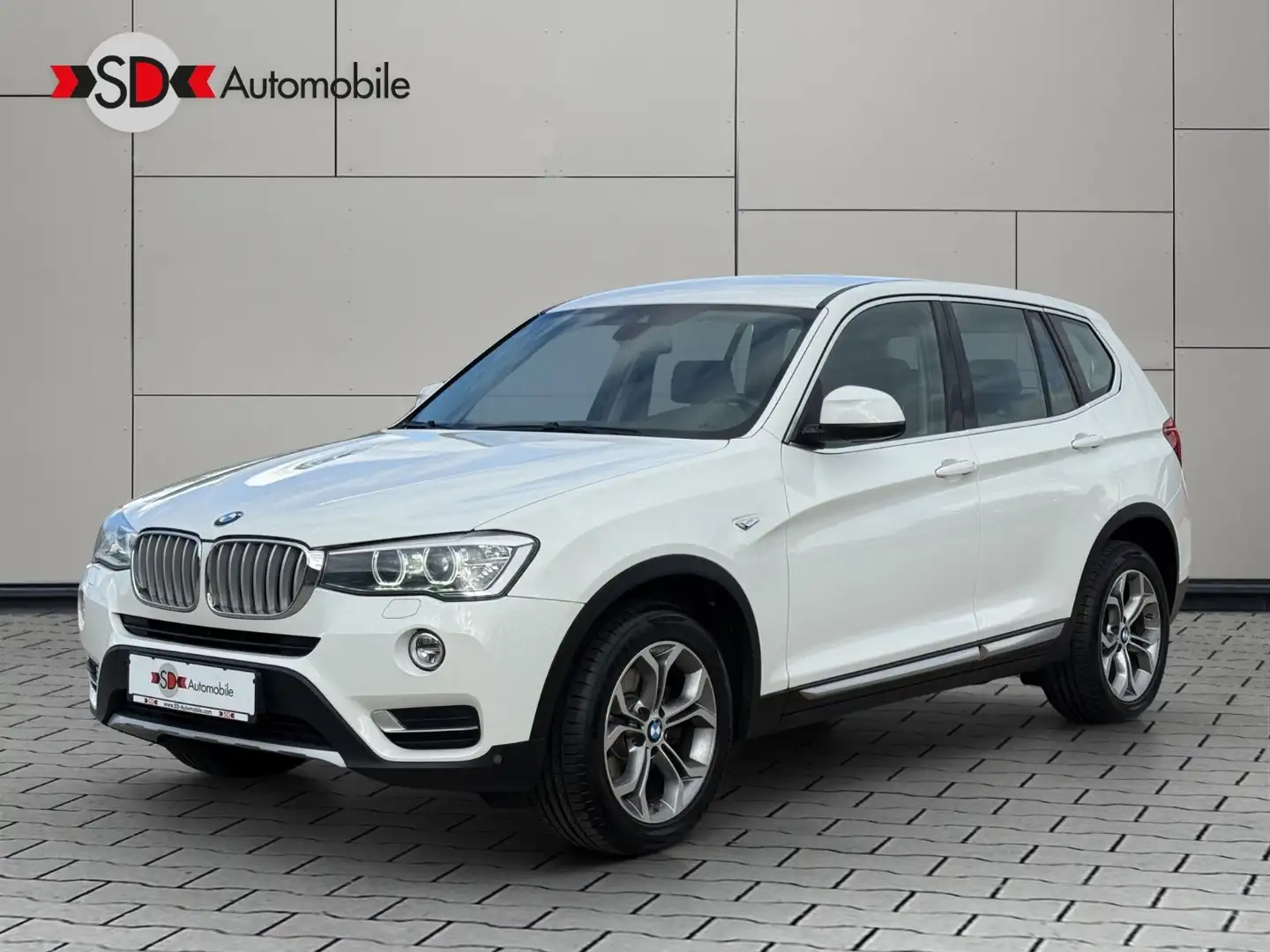 BMW X3 xDrive 20 d X-Line Head-Up DAB Navi LED Kamer Weiß - 2