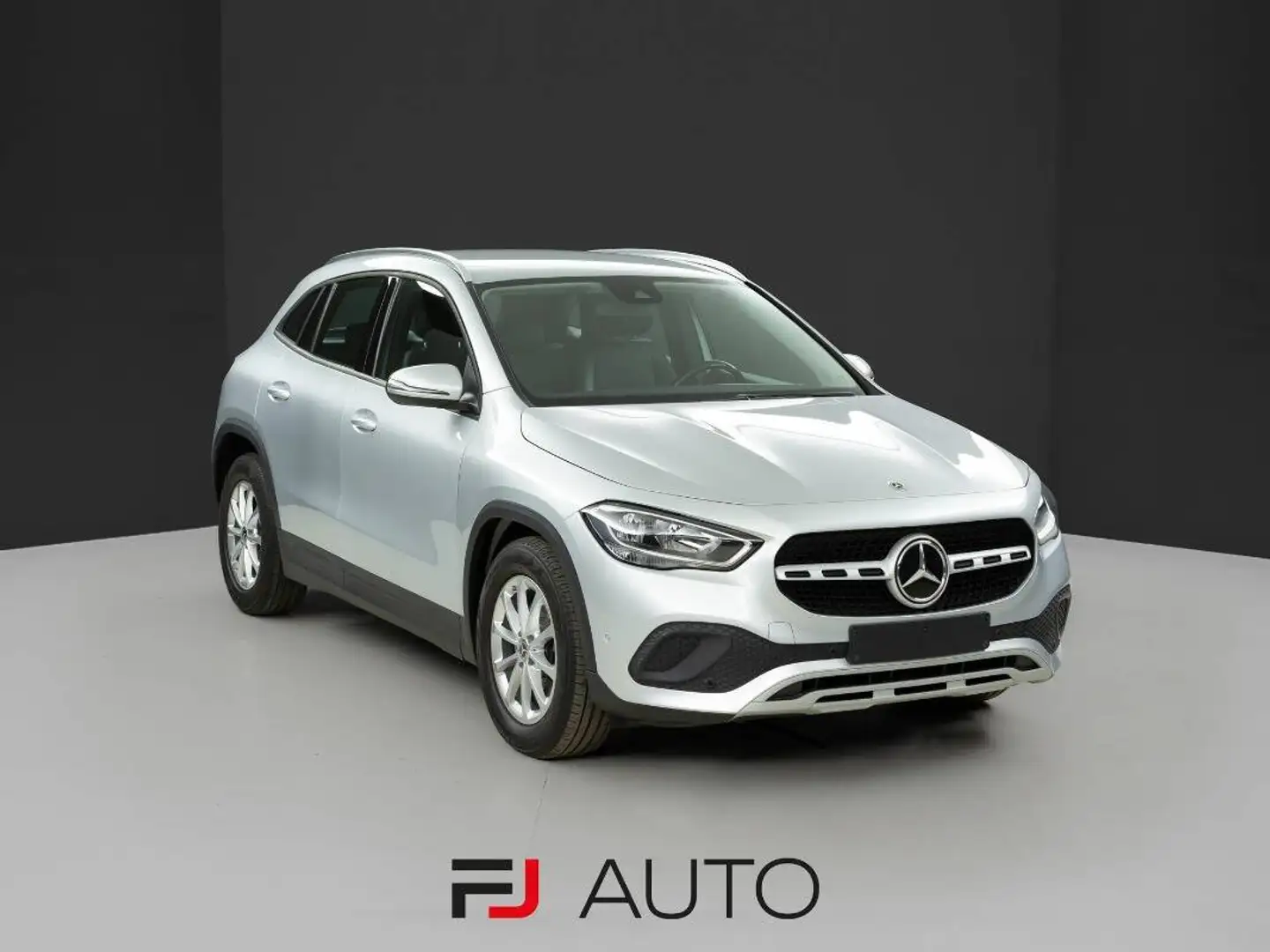 Mercedes-Benz GLA 200 200 d Sport 4matic auto Argento - 1