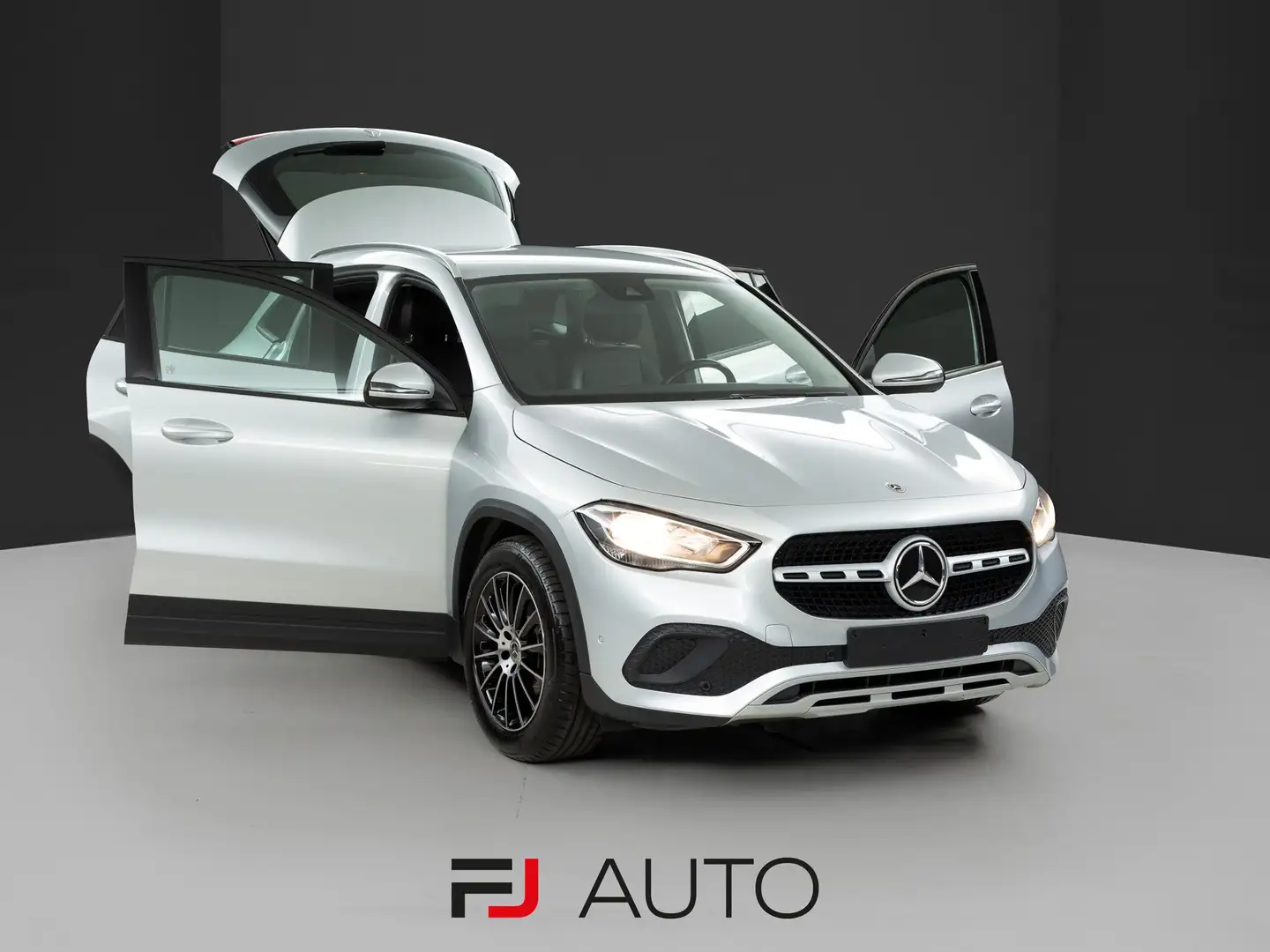 Mercedes-Benz GLA 200 200 d Sport 4matic auto Argento - 2