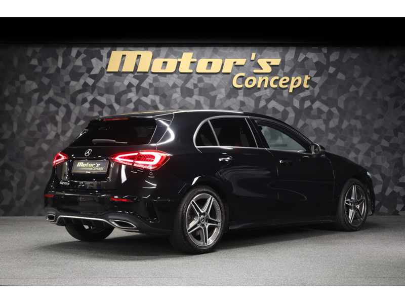 Mercedes-Benz A 220 D AMG Line — photo 3