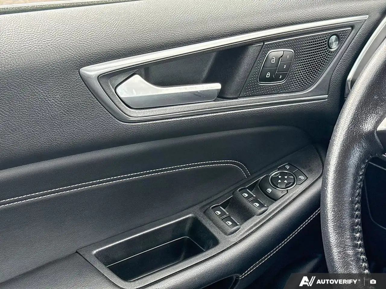 Ford Edge снимка Ford Edge