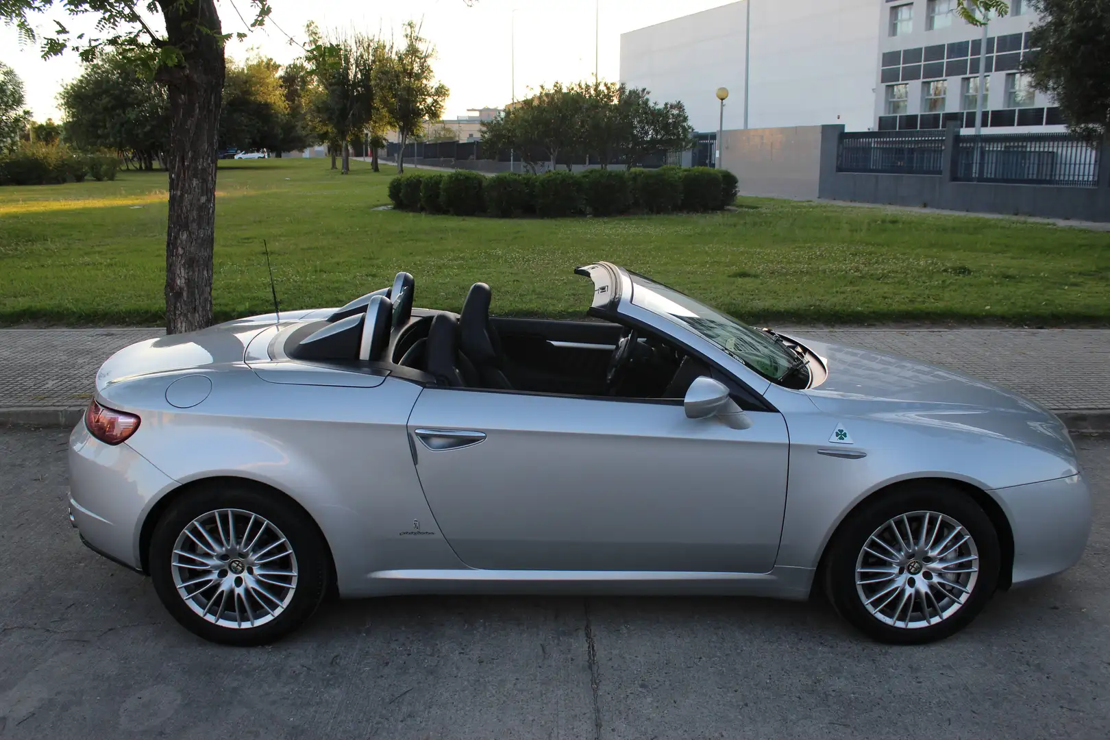 Alfa Romeo Spider Spider 3.2 JTS Q4 Q-tronic - 2