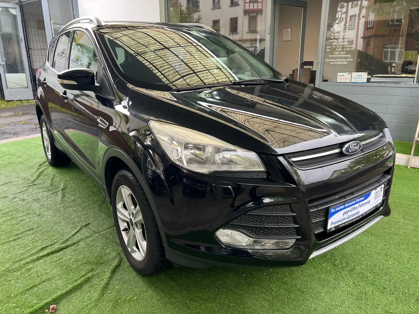 Ford Kuga Sync Edition 4X4 ,Klima"Z,PDC,MFL,SHZ,LM-F Чёрный - 1