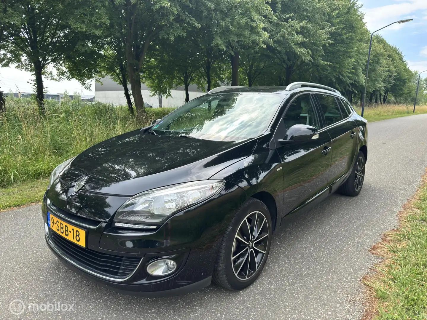Renault Megane Estate 1.2 TCe Bose*1E EIGENAAR*NEW APK 08/26 Nero - 1