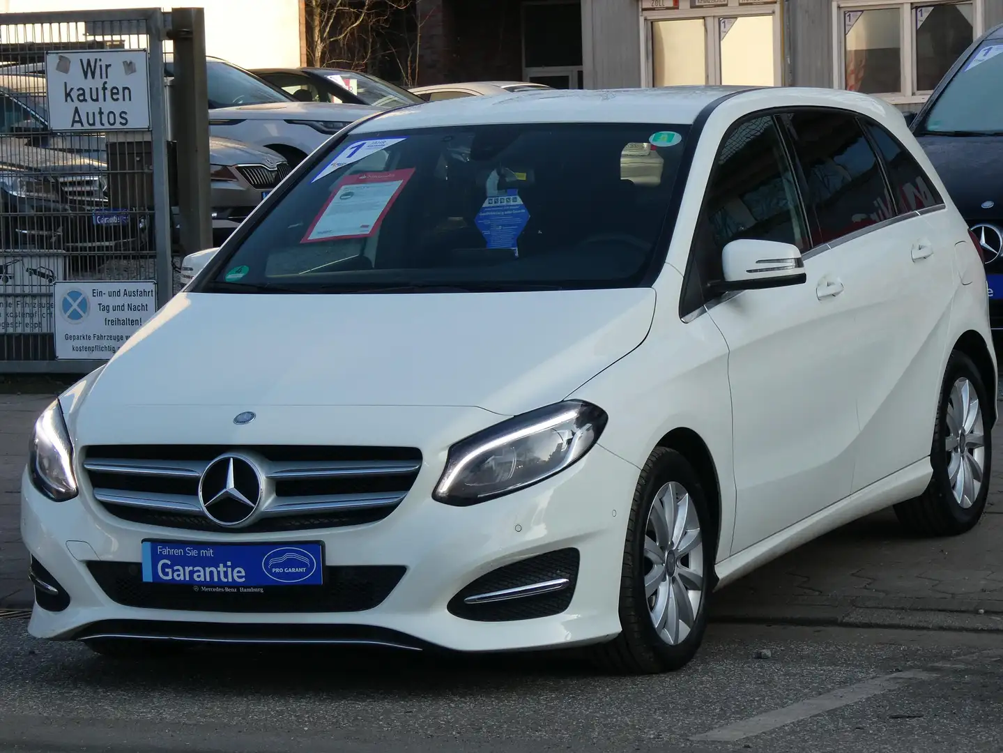 Mercedes-Benz B 200 7G-DCT Style 1.Hand "TÜV bis 01/2028" Blanc - 2
